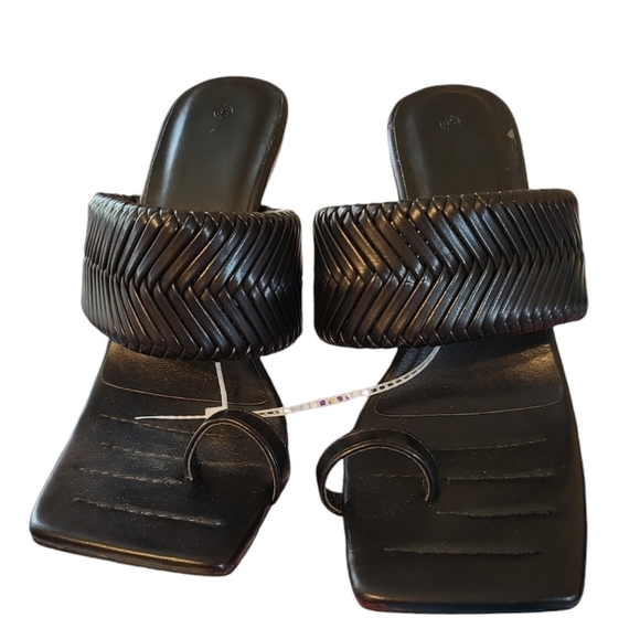 NWOT Women's braided heeled ,6.5 mule,squared open toe slide on - Picture 1 of 13